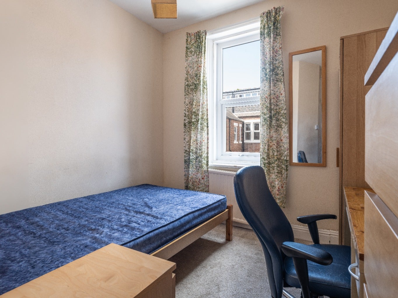 Room Honister Avenue in Newcastle upon Tyne