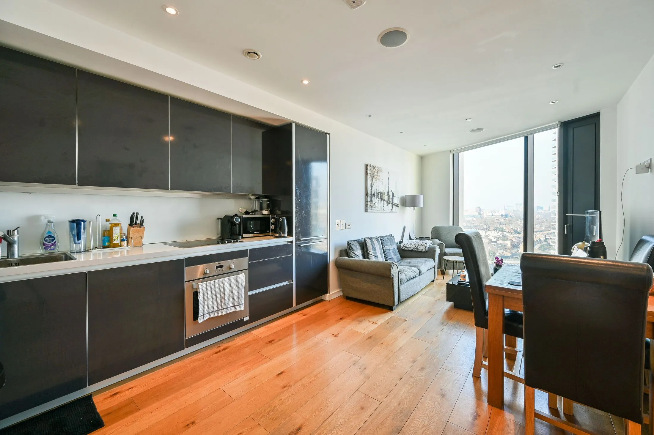 Flat Walworth Road in Greater London