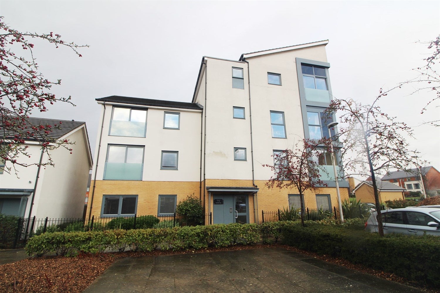 Flat Puffin Way in Reading