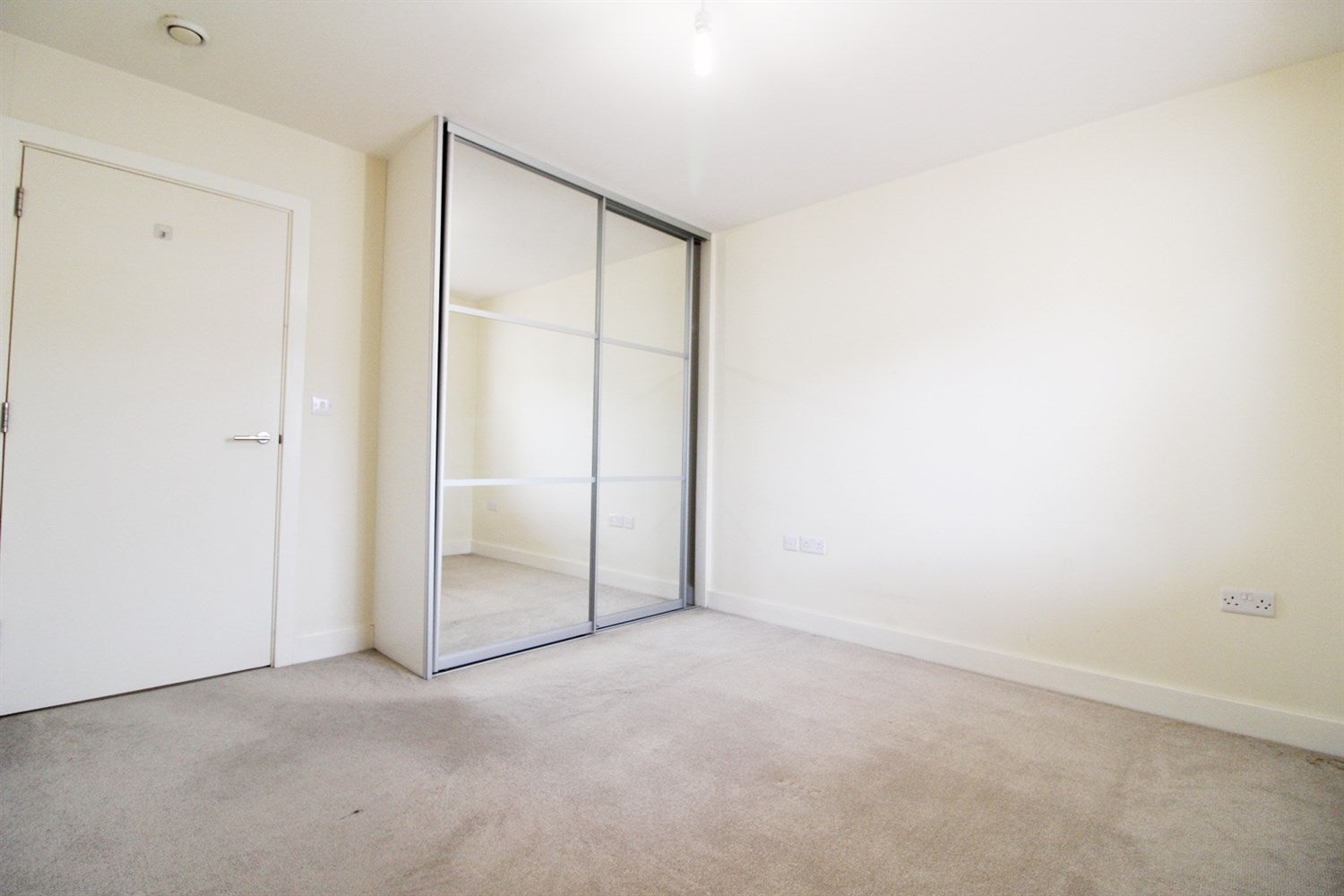 Flat Puffin Way in Reading