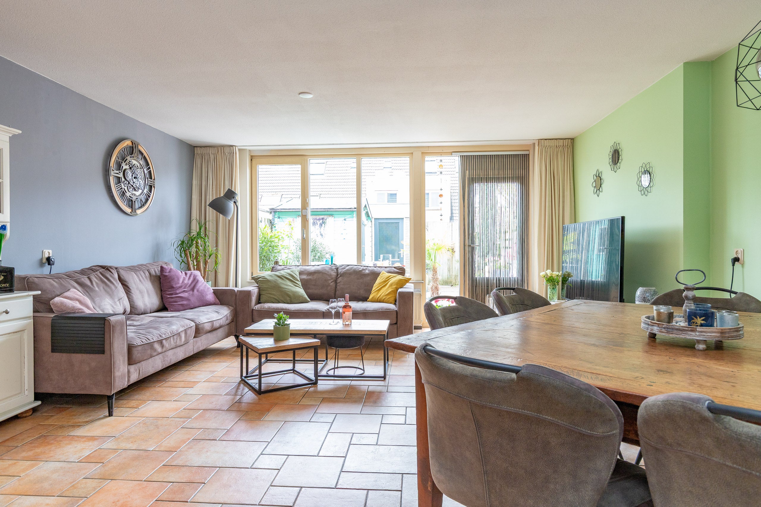 Tussenwoning te koop: Joke Smitstraat 6, Hoofddorp
