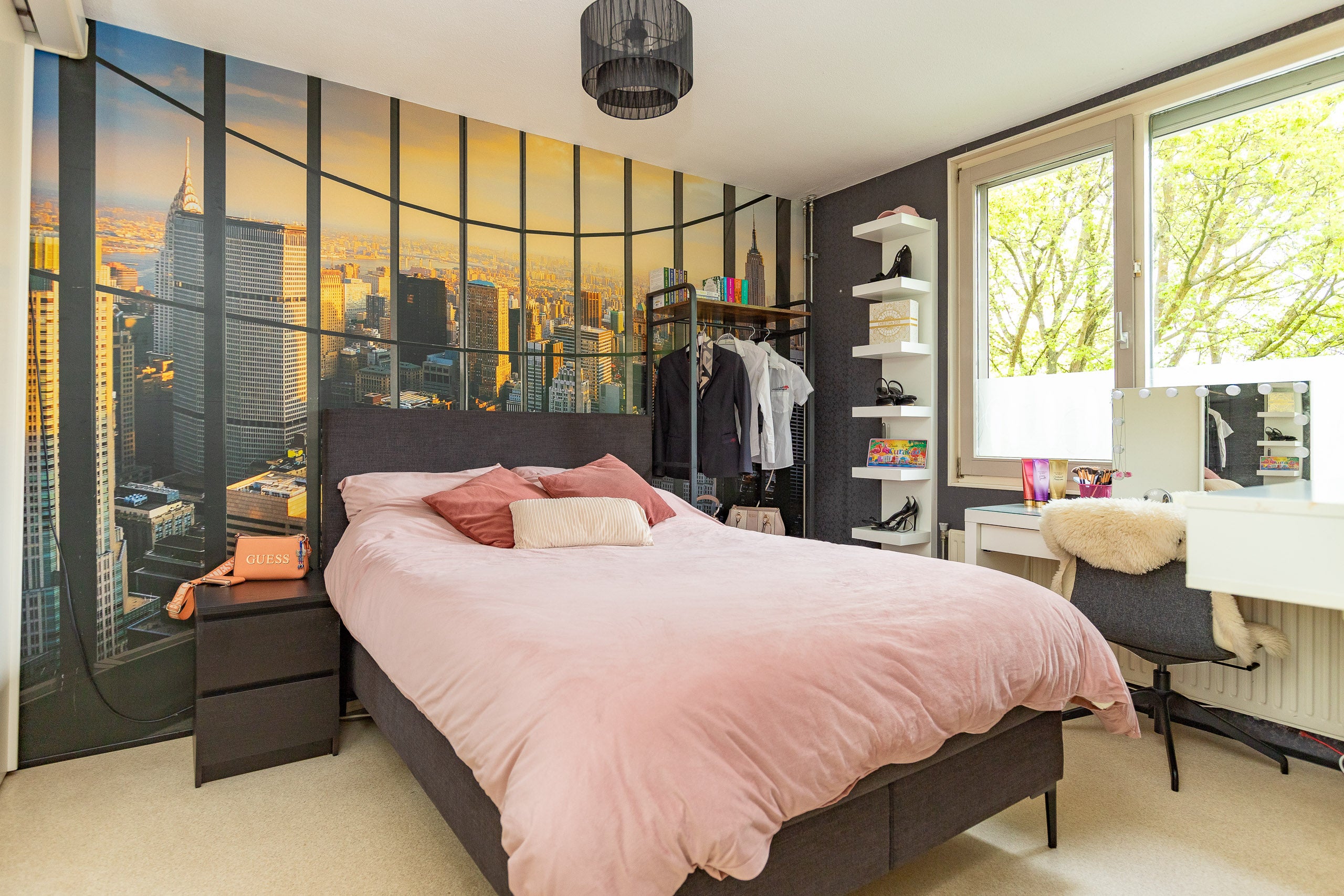 Tussenwoning te koop: Joke Smitstraat 6, Hoofddorp