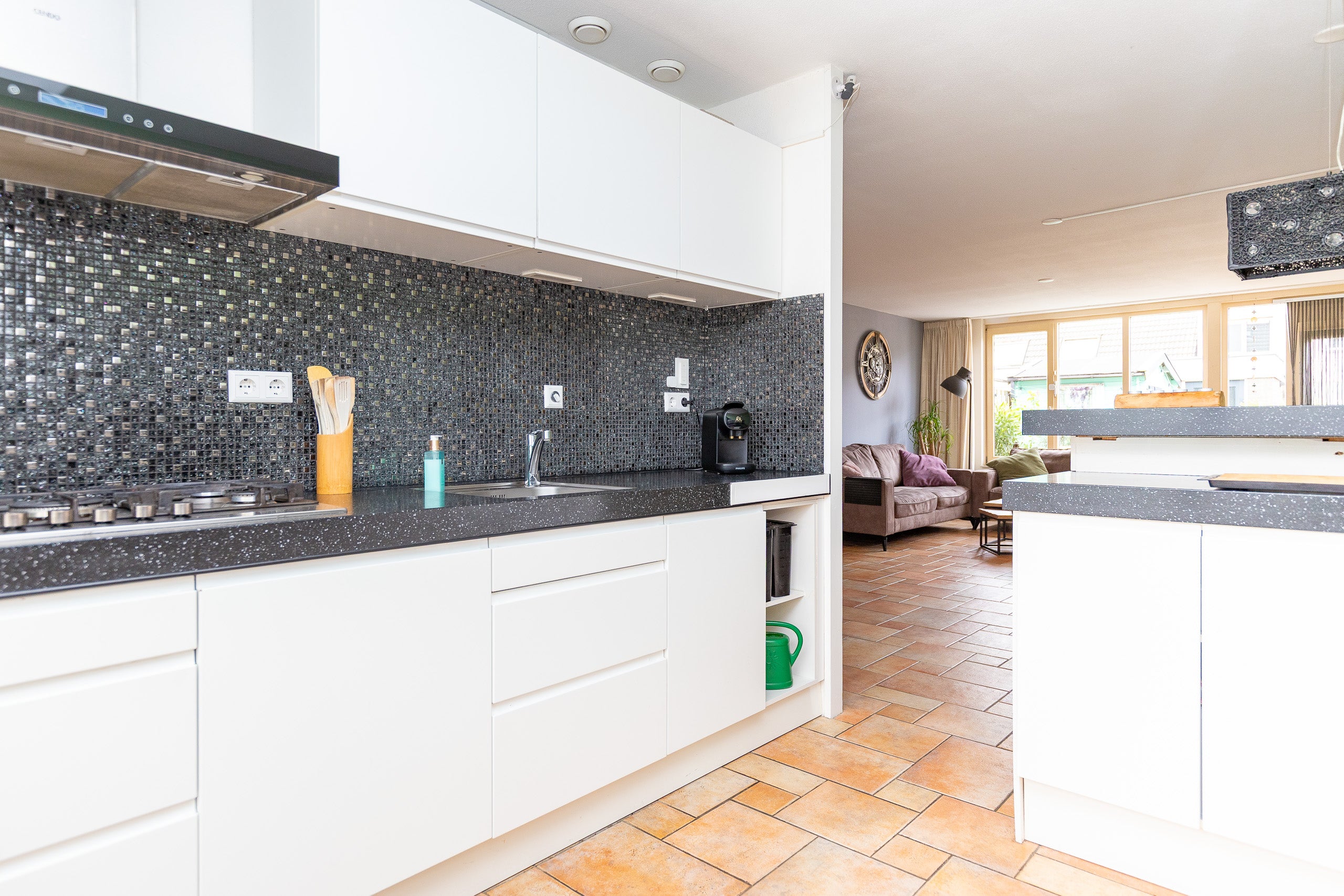 Tussenwoning te koop: Joke Smitstraat 6, Hoofddorp