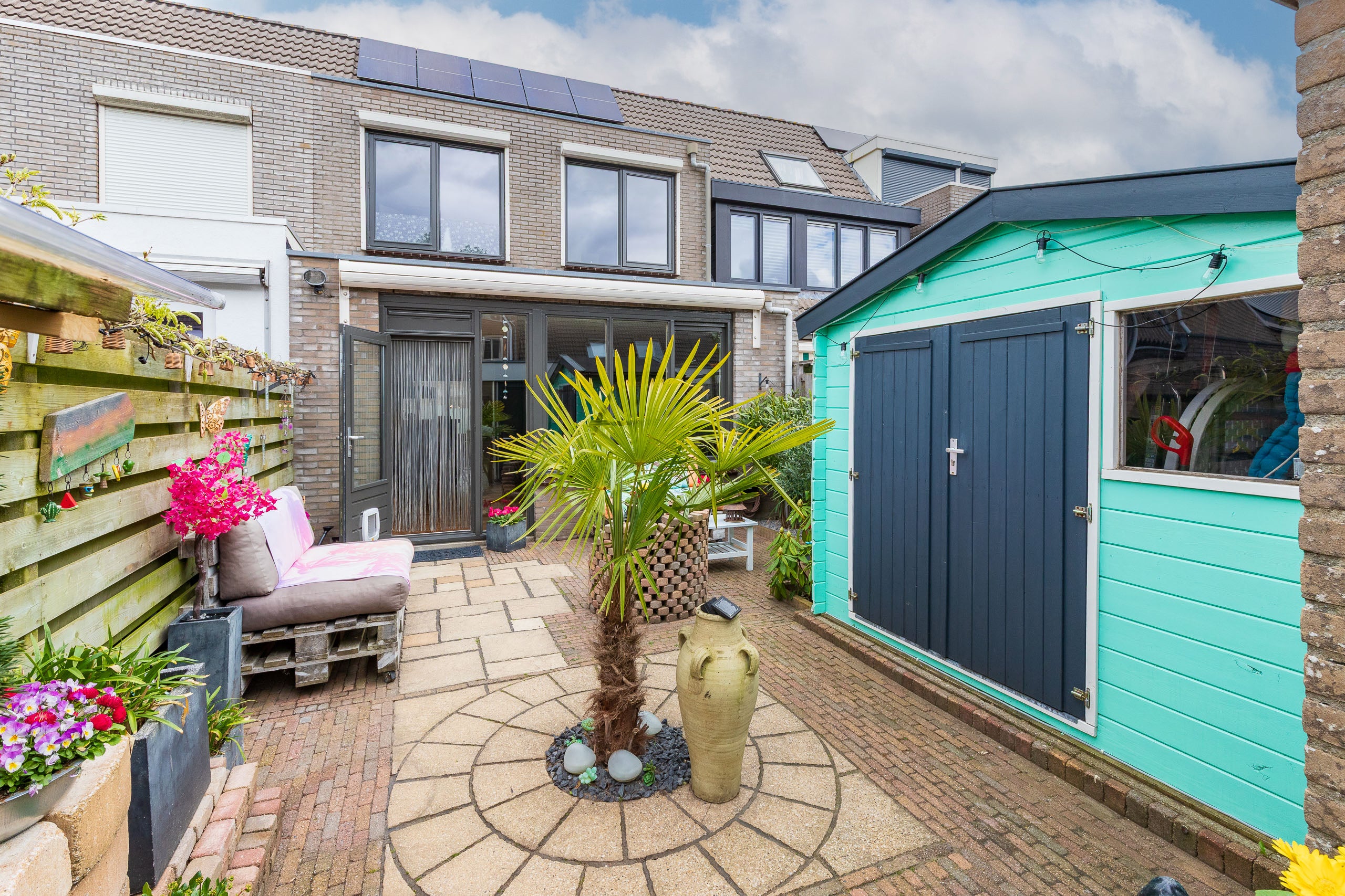 Tussenwoning te koop: Joke Smitstraat 6, Hoofddorp
