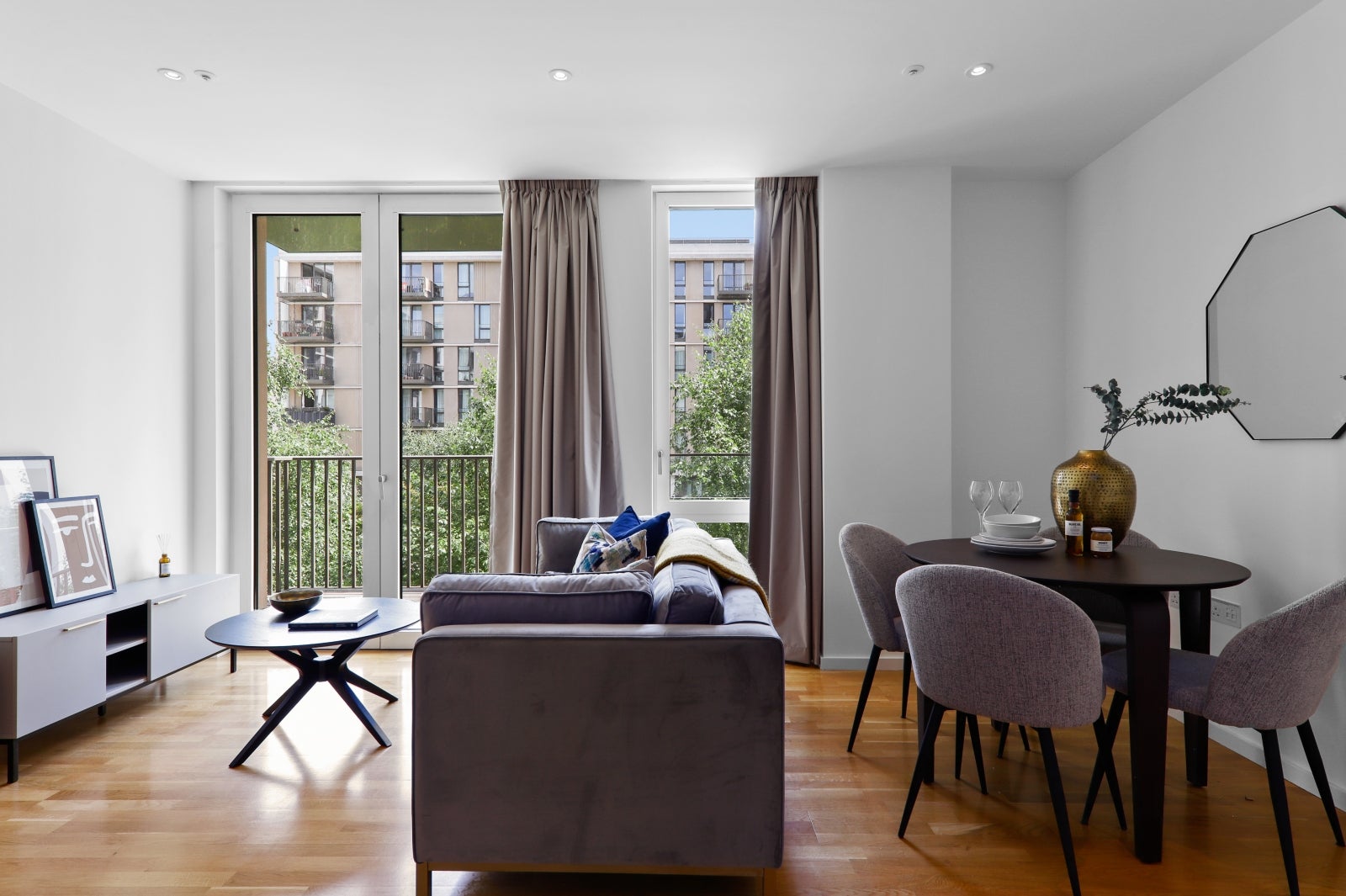 Flat Celebration Avenue in Greater London