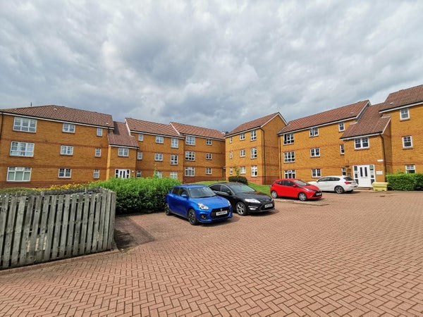 Flat Hesketh Avenue in Leeds