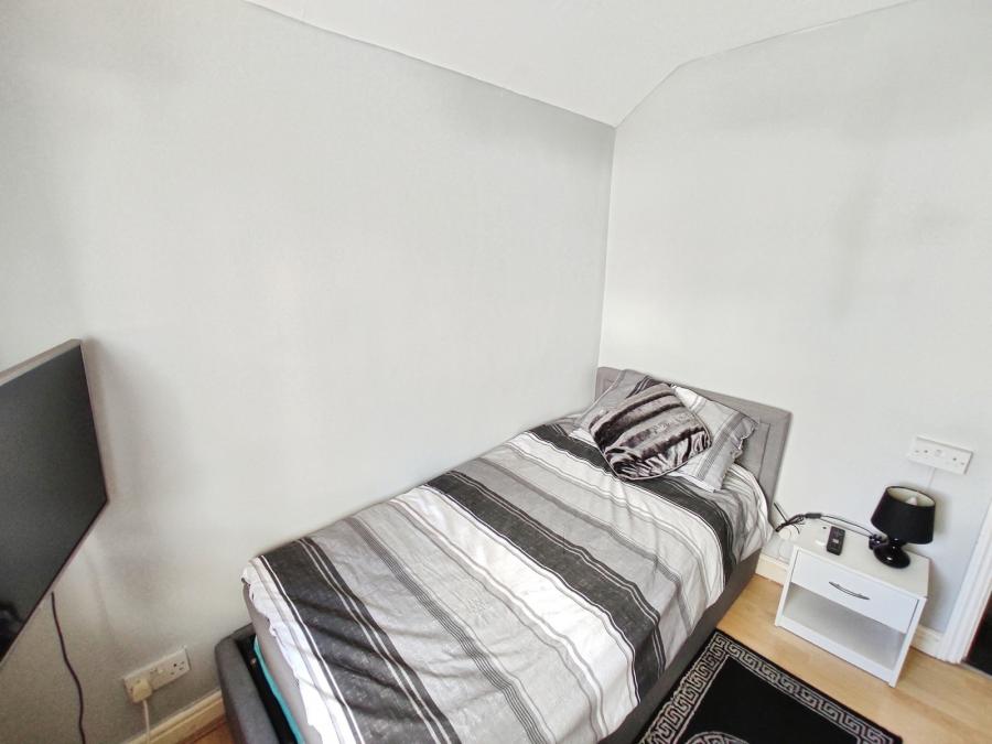 Room Almond Avenue in Kidlington