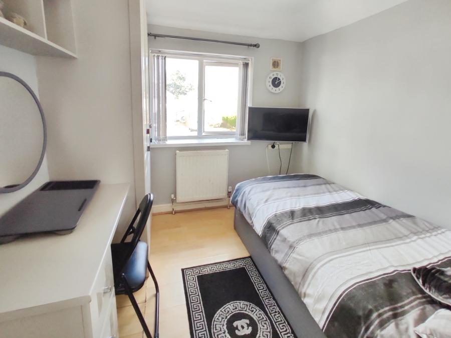 Room Almond Avenue in Kidlington