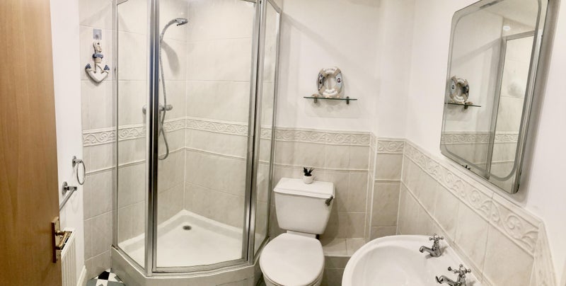Room Wimborne Road East in Ferndown