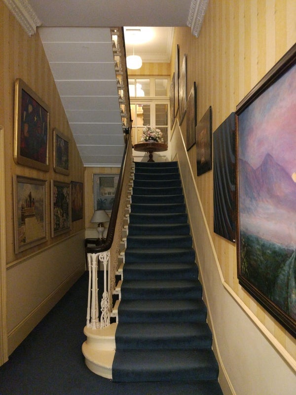 Room St George's Square in City of Westminster