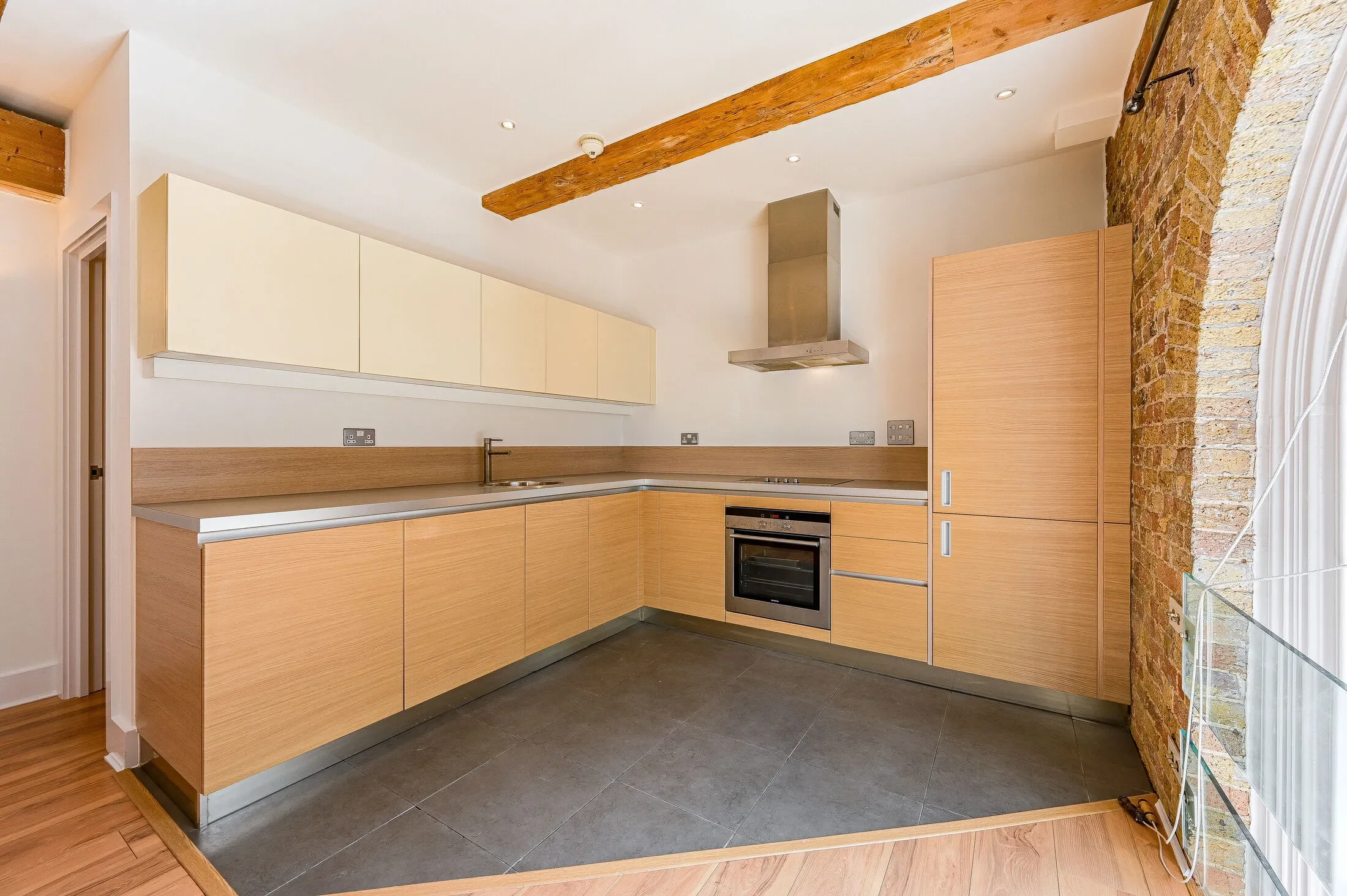 Flat Marlborough Road in Greater London