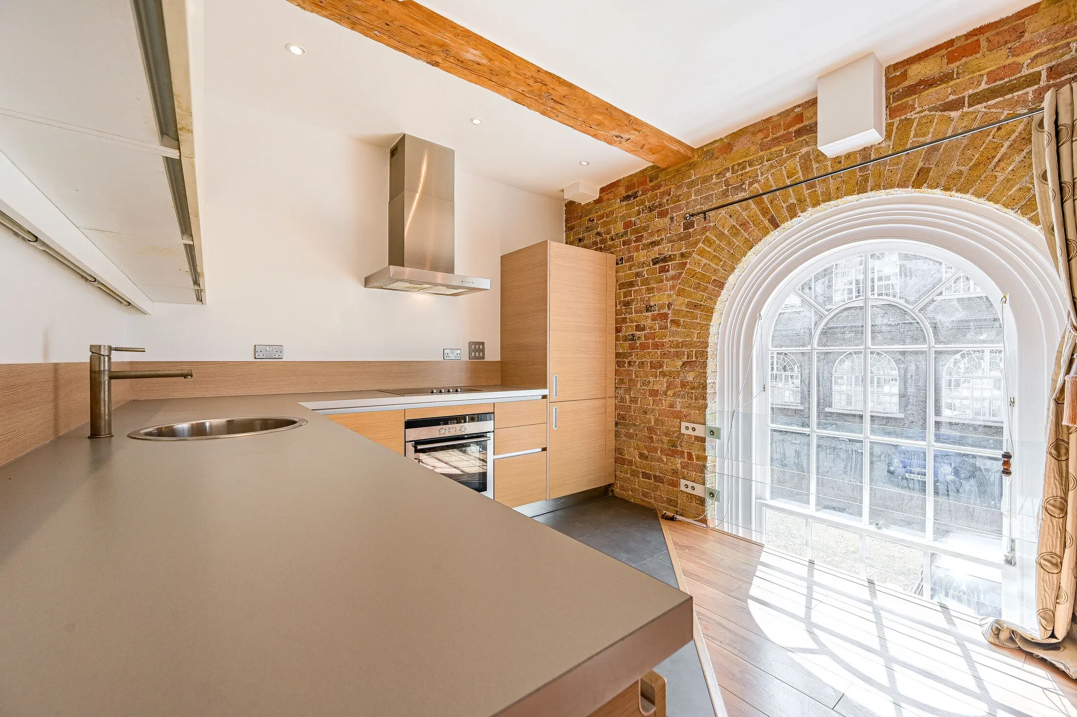 Flat Marlborough Road in Greater London