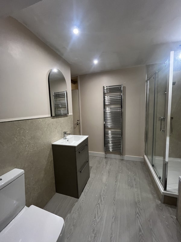 Room Ollerton Street in Bolton