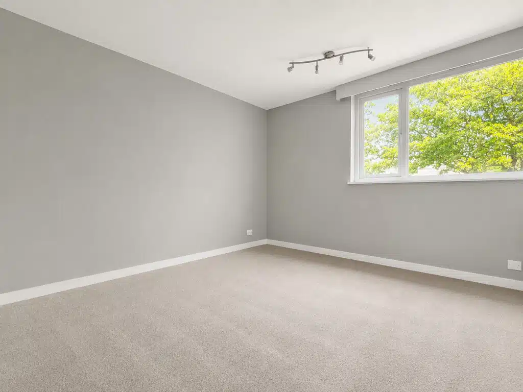 Flat Victoria Road in Ferndown