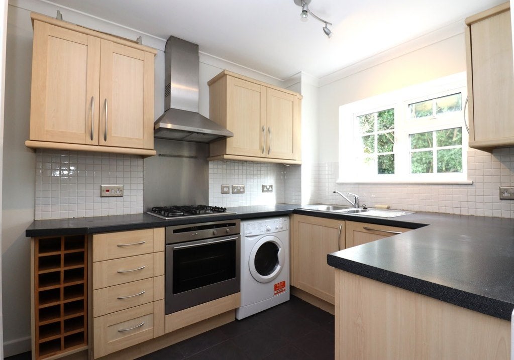 Flat South Terrace in Greater London