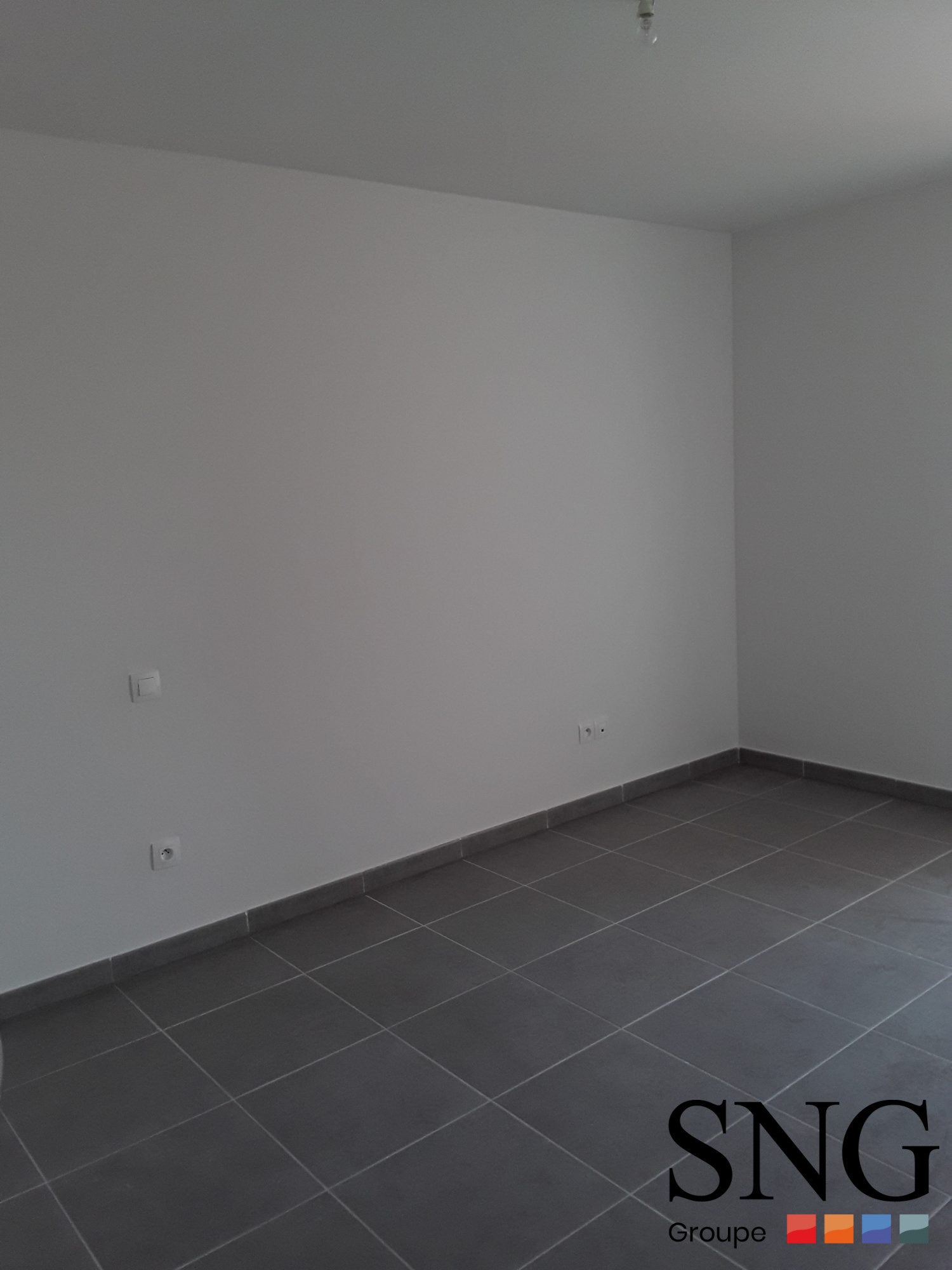 Flat Rue de Cabrières in Saint-Gervasy