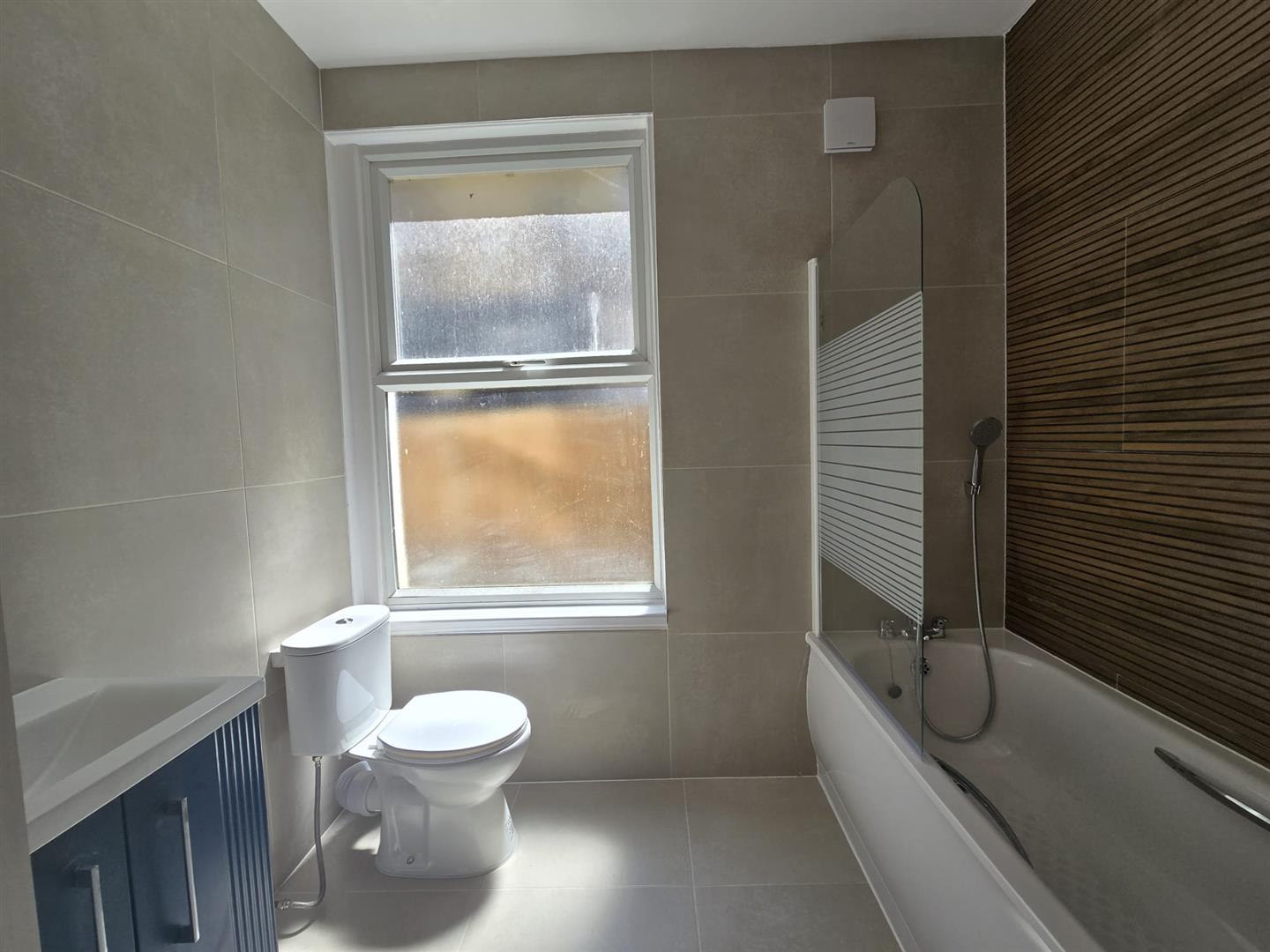 Flat Rainville Road in Greater London