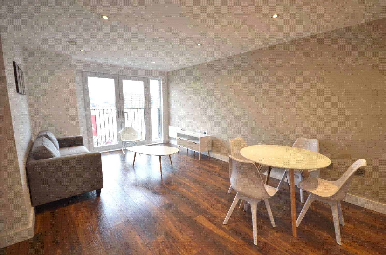 Flat Ordsall Lane in Salford