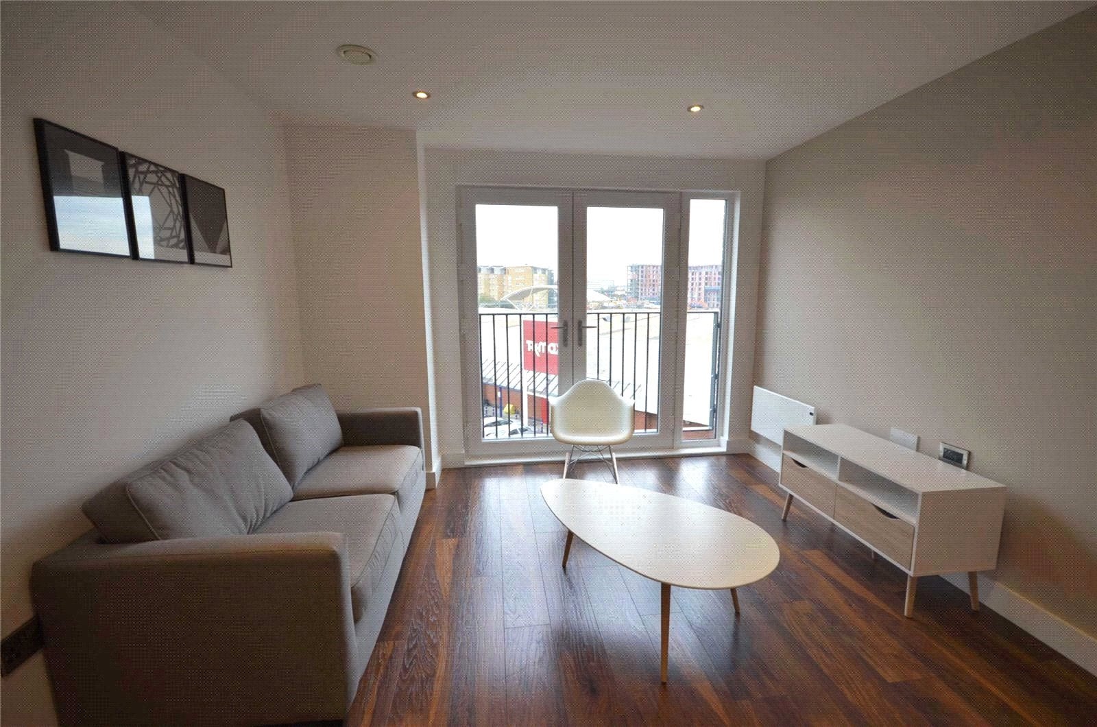Flat Ordsall Lane in Salford