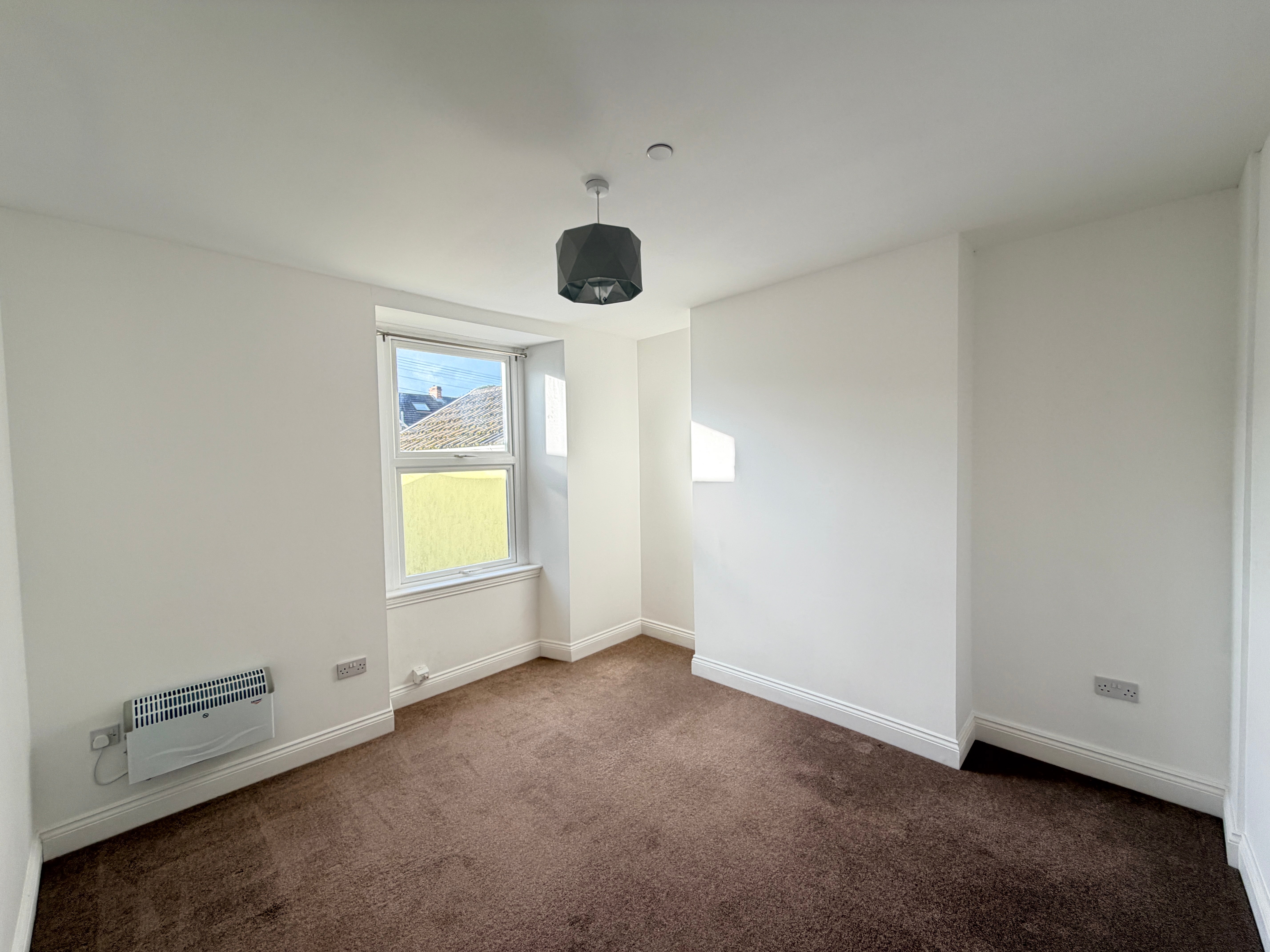 Flat Newton Road in Mumbles