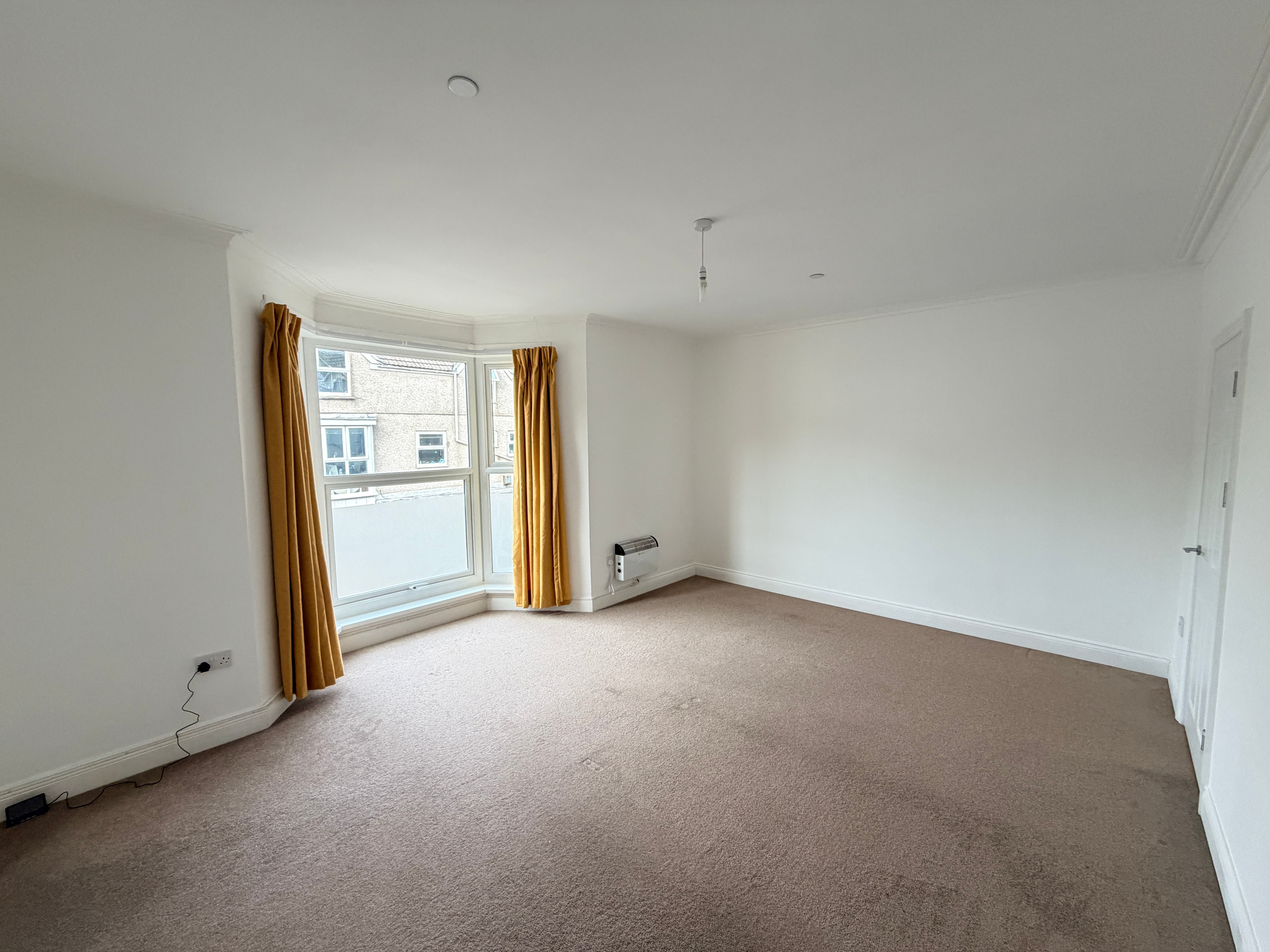 Flat Newton Road in Mumbles