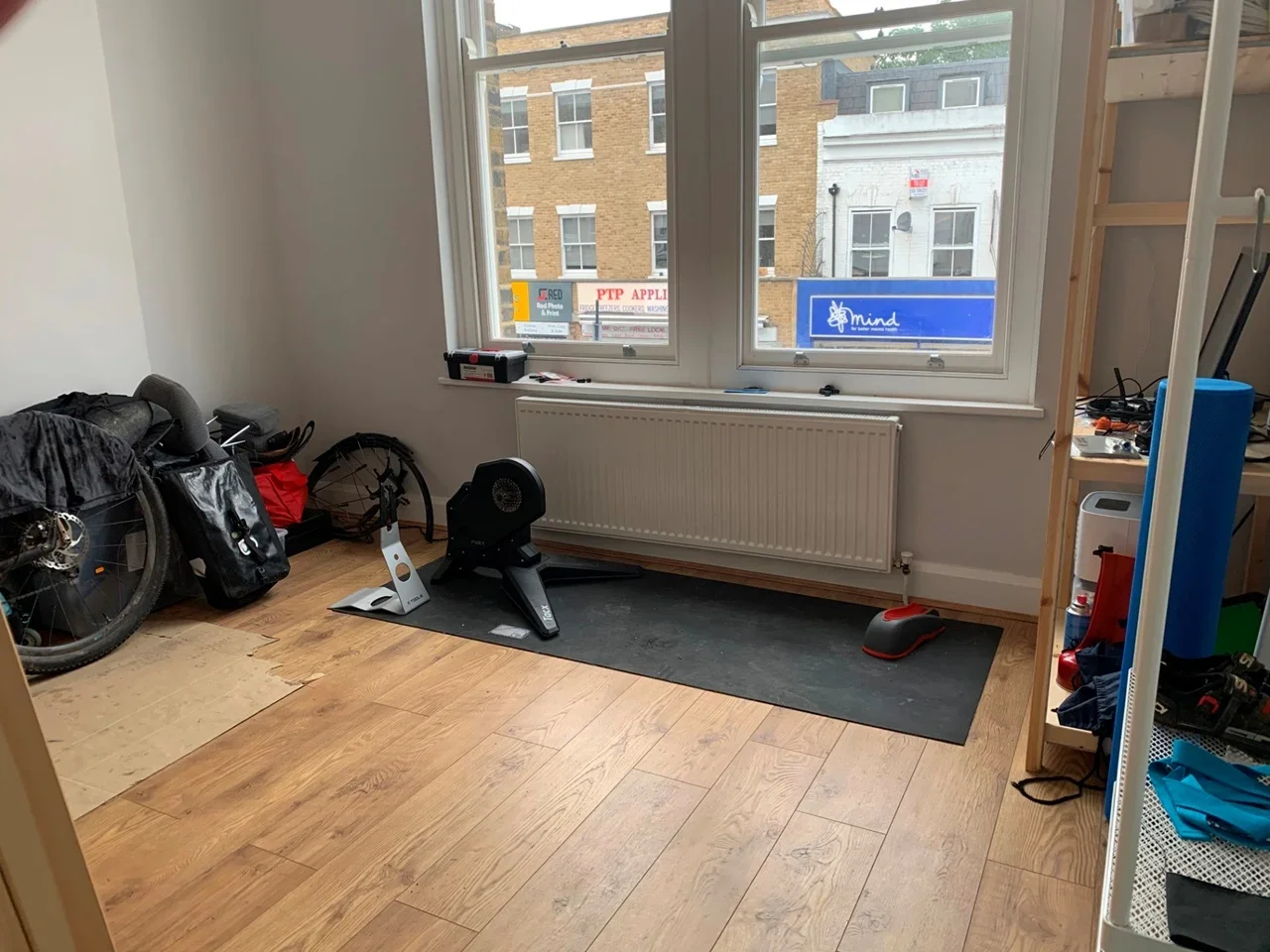 Flat Stoke Newington High Street in Greater London