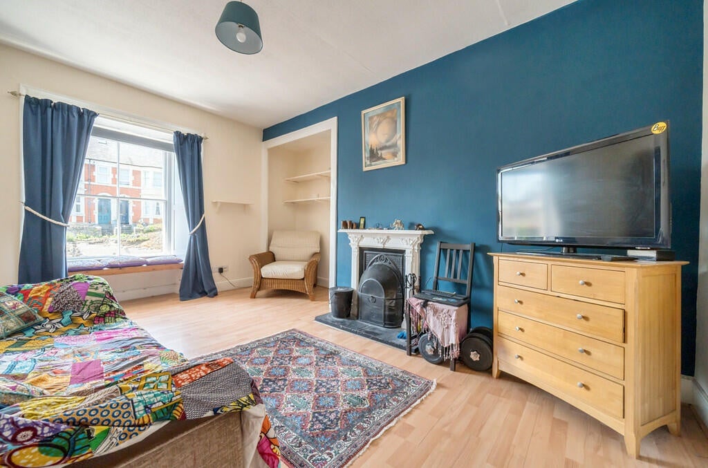 Flat Portway in Frome
