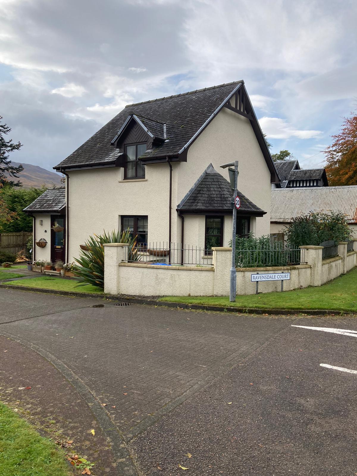 House Ravensdale Court in Corpach