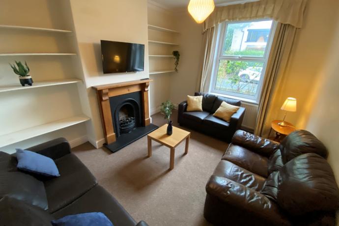 House Heathfield Terrace in Leeds