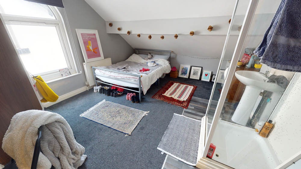 Flat Stott Road in Leeds