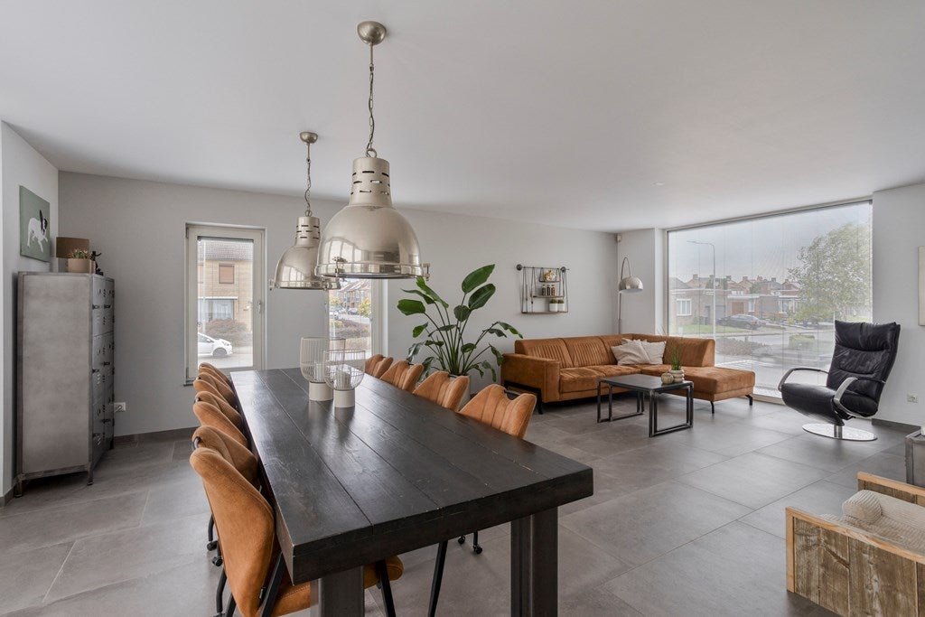 Vrijstaande woning te koop: Zuidsingel 7, Maasbracht