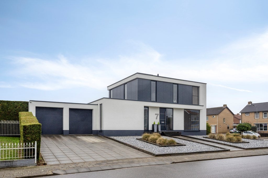 Huis Zuidsingel 7 in Maasbracht