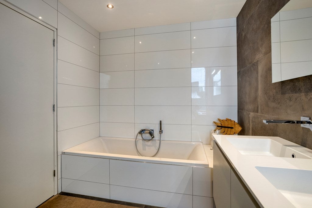Vrijstaande woning te koop: Zuidsingel 7, Maasbracht