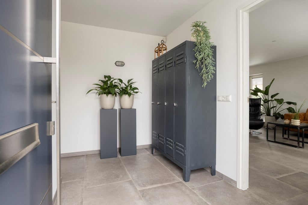 Vrijstaande woning te koop: Zuidsingel 7, Maasbracht