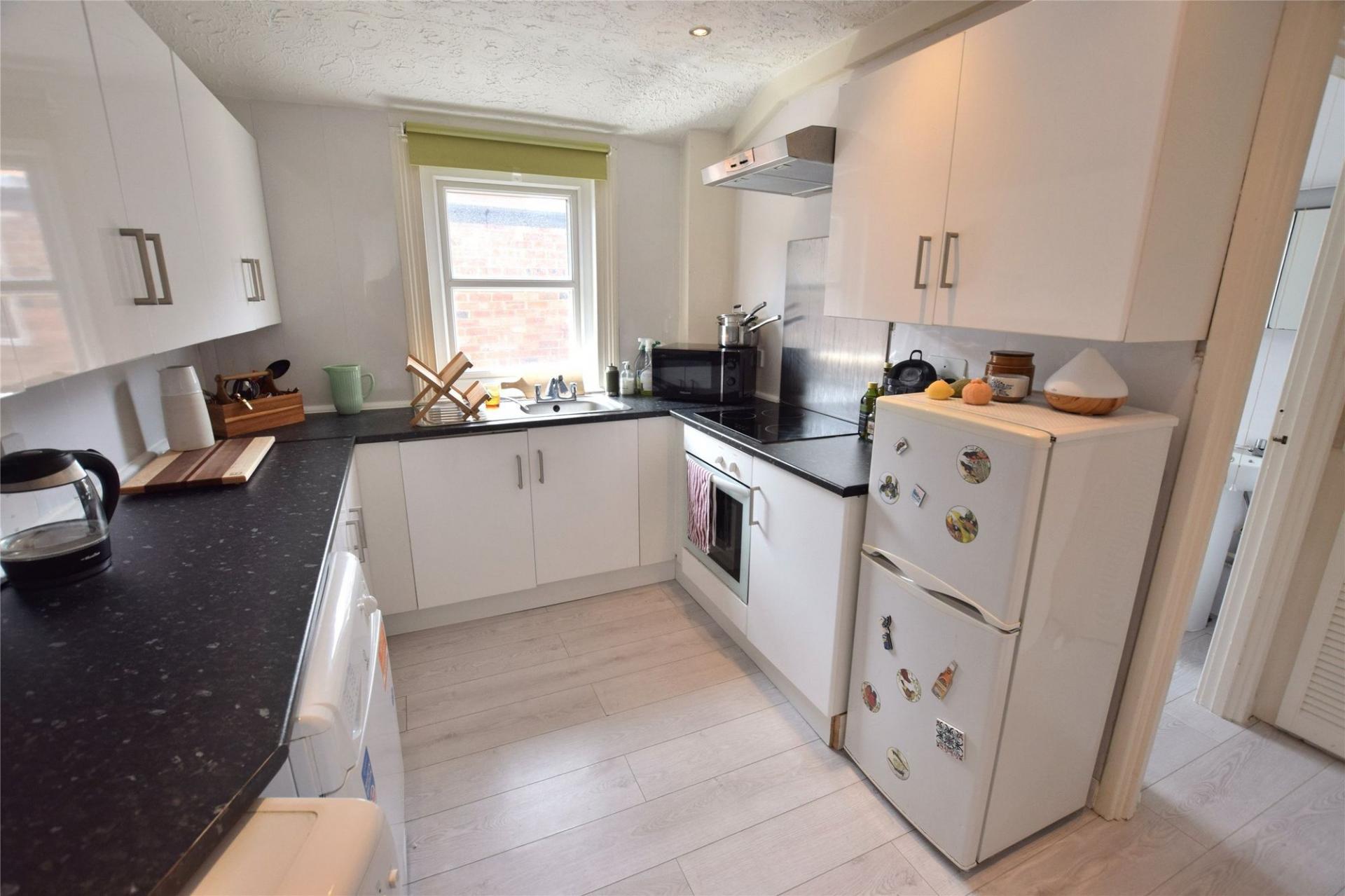 Flat Eskdale Terrace in Newcastle upon Tyne
