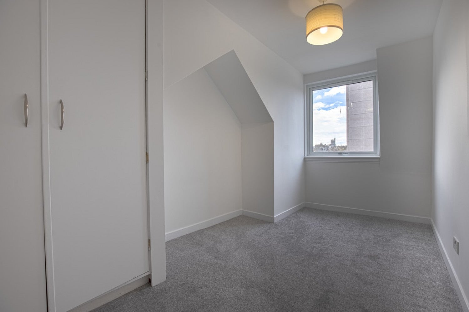 Flat Roslin Terrace in Aberdeen City