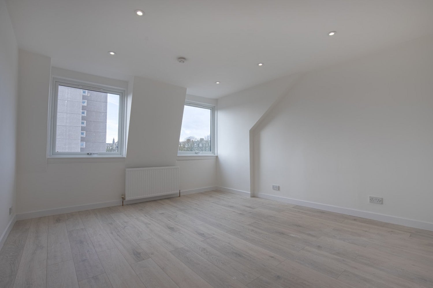 Flat Roslin Terrace in Aberdeen City