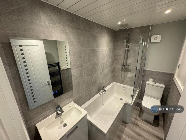 Flat Acrefield in Chorley