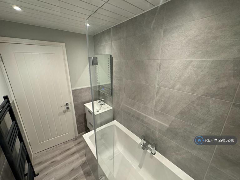 Flat Acrefield in Chorley