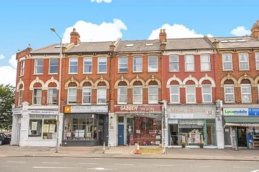 Flat Richmond Road in Greater London