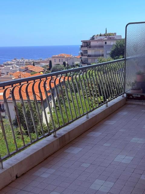 Appartement Avenue des Baumettes à Nice