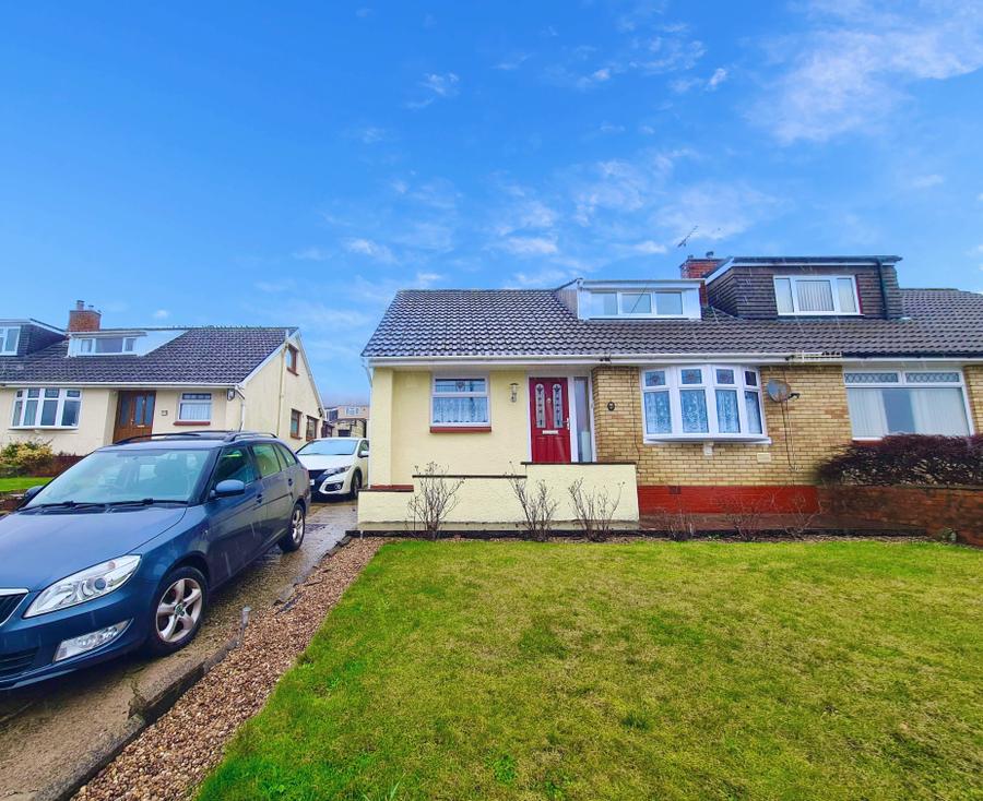 House Whiterock Drive in Pontypridd