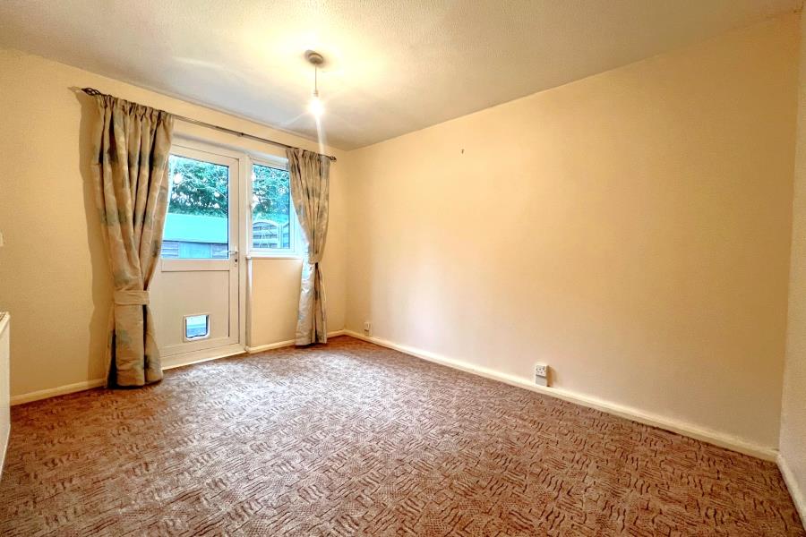 Flat Willowmead Close in Woking