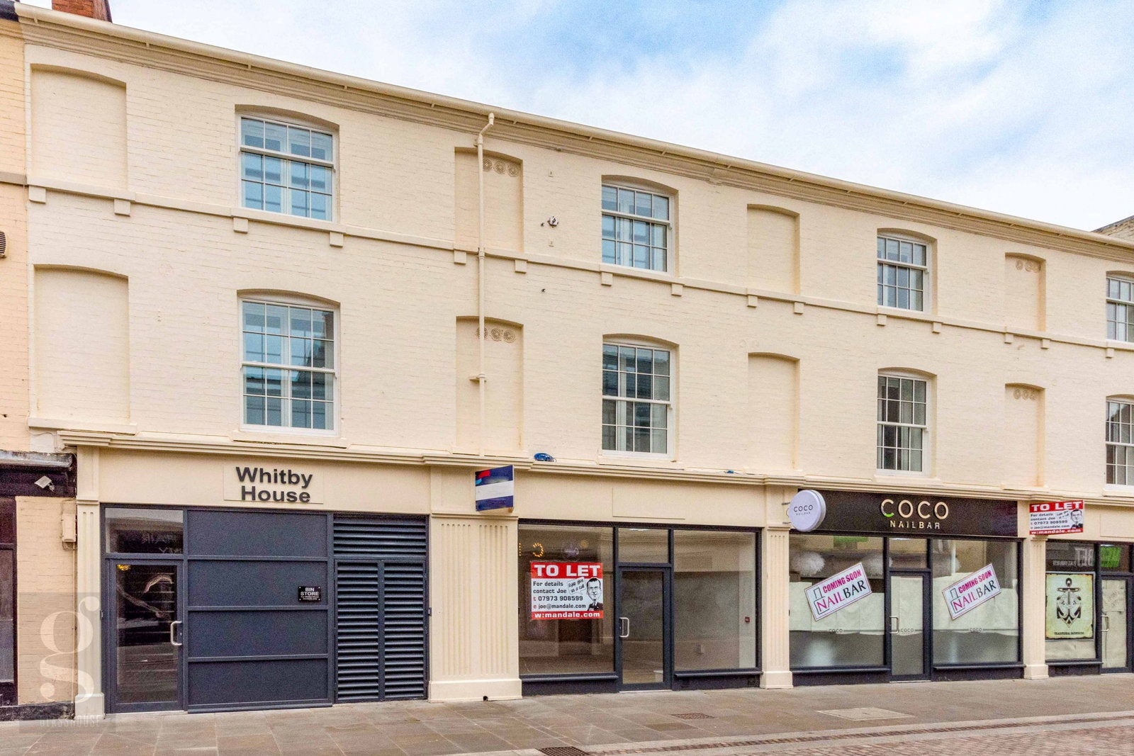 Flat Commercial Street in Hereford