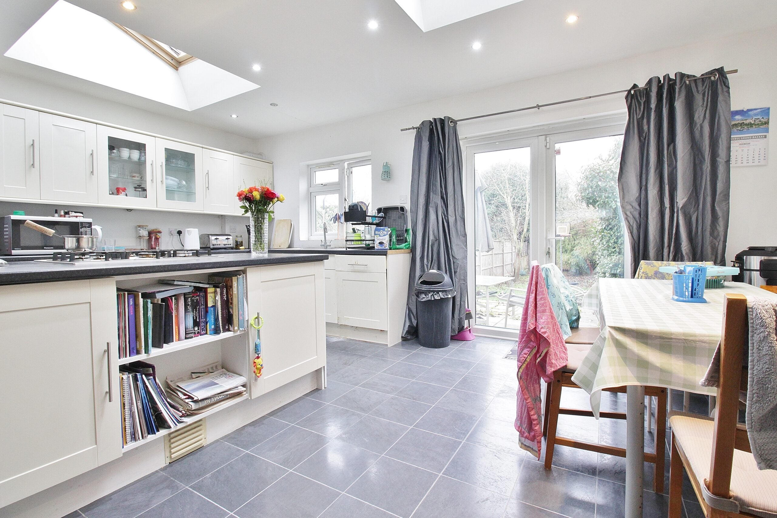 House Amhurst Gardens in Greater London
