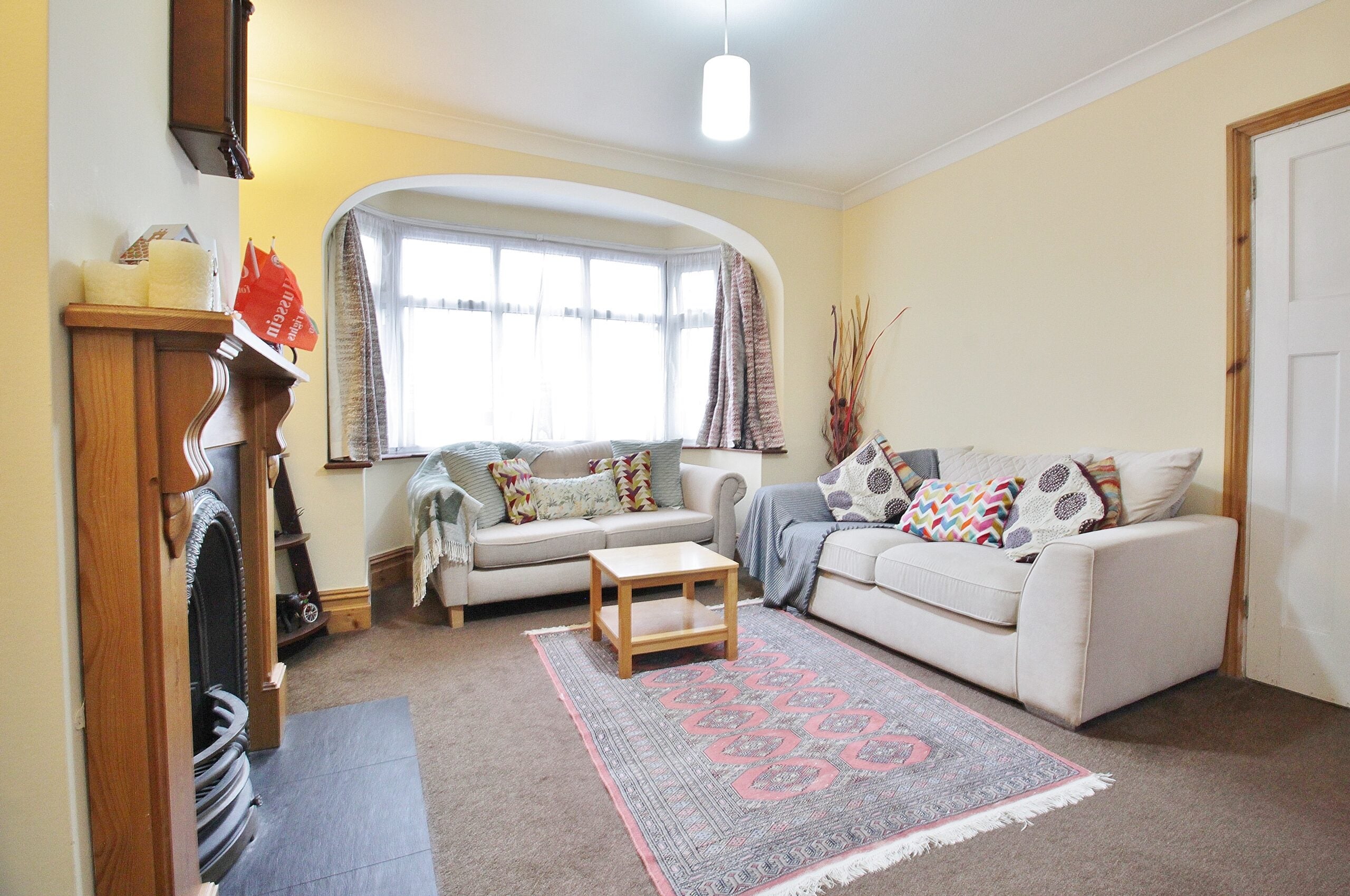 House Amhurst Gardens in Greater London
