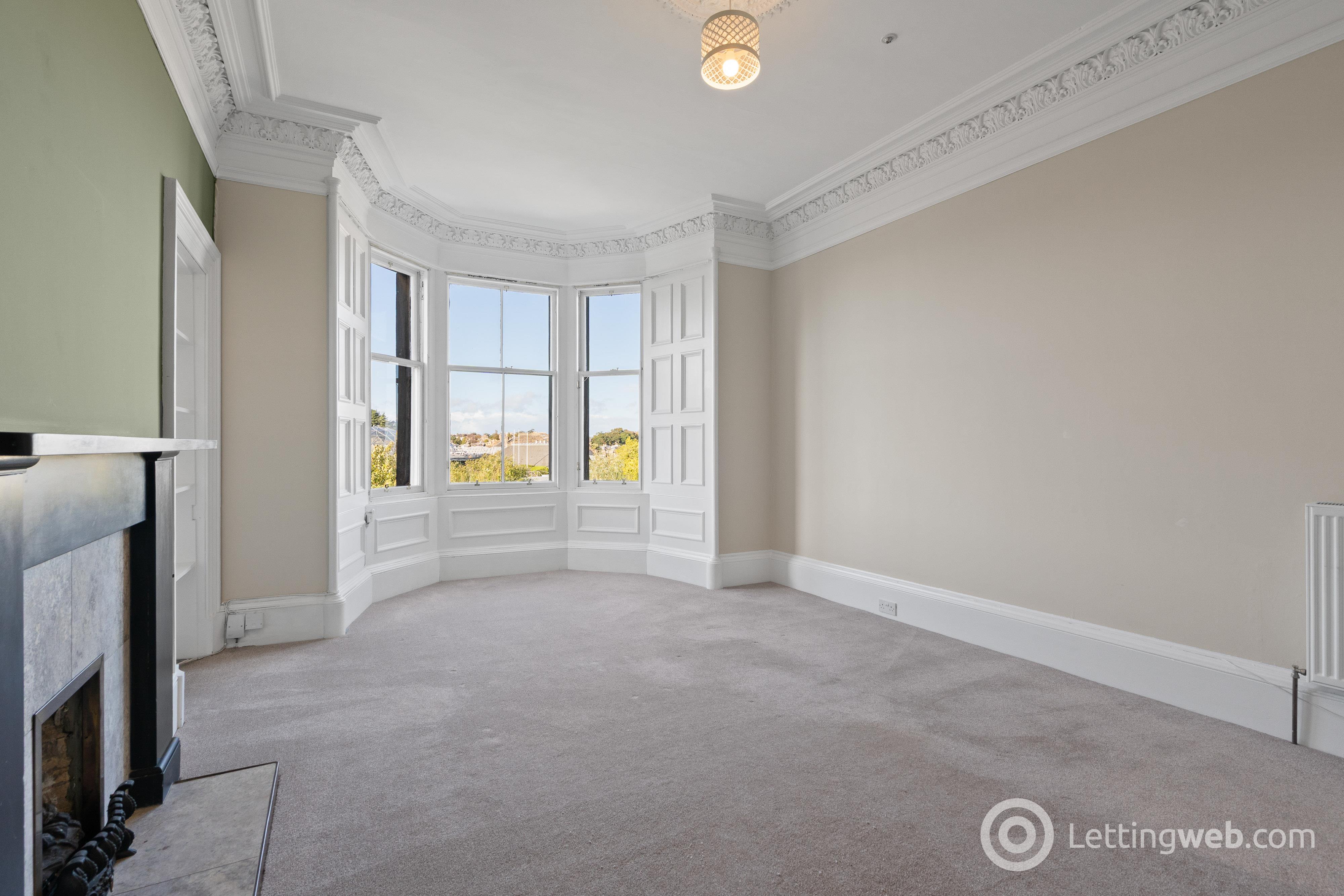 Flat Brandon Terrace in City of Edinburgh