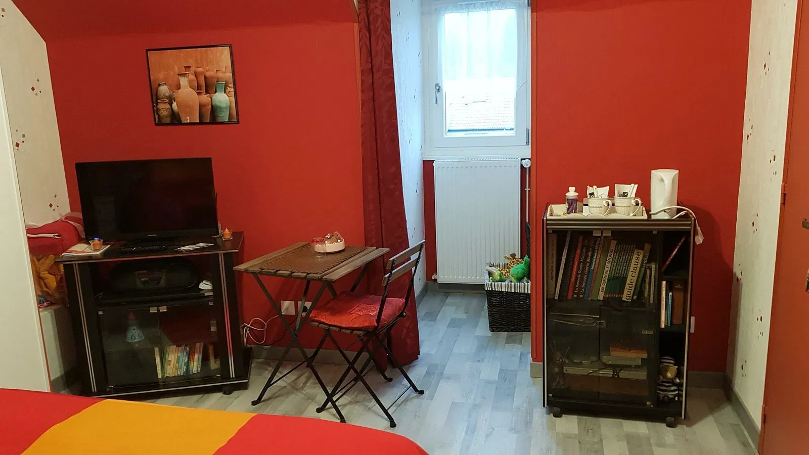 Room Rue de La Marolle in Chaumont-sur-Tharonne