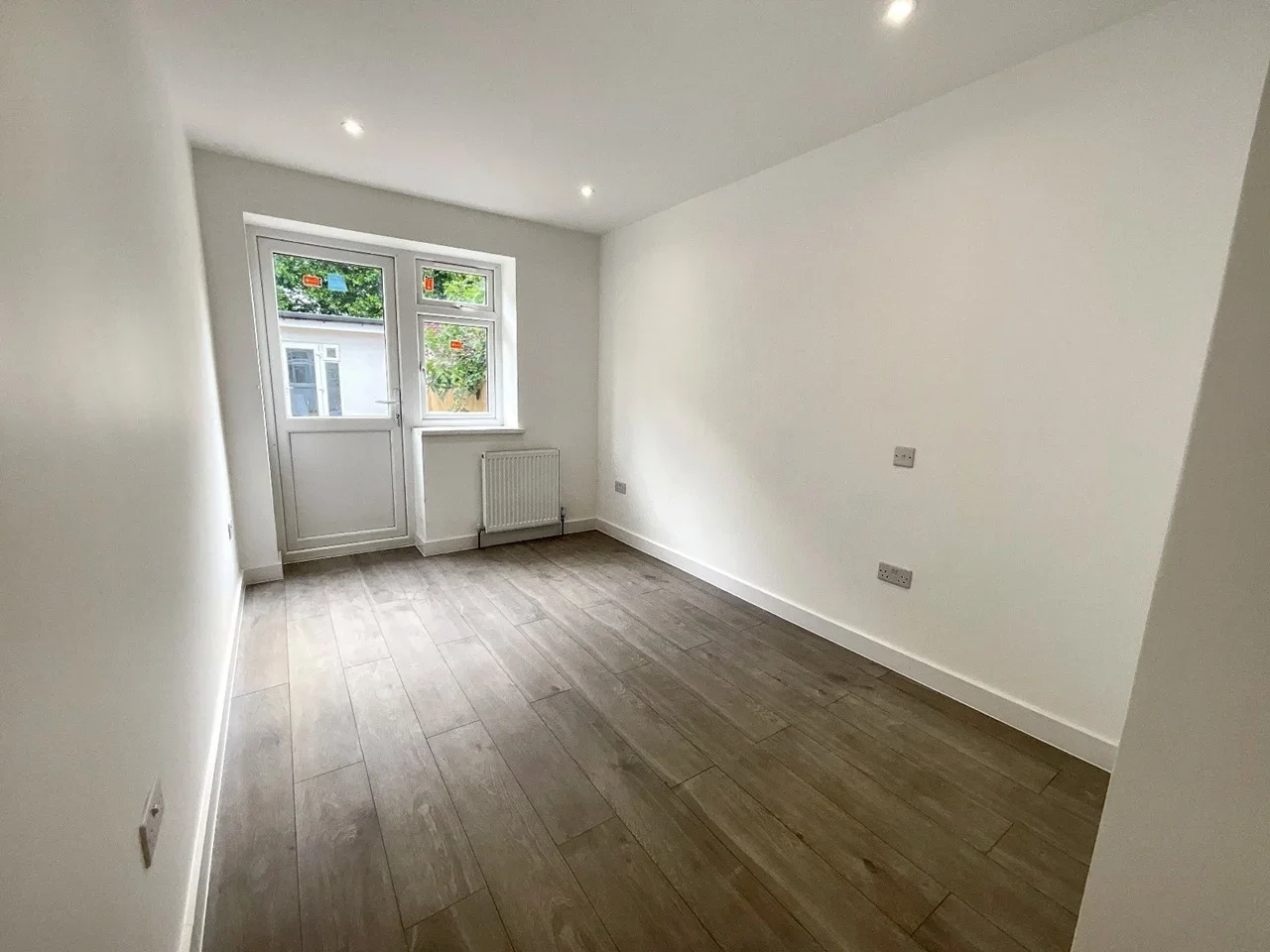 Room Seymour Road in Slough