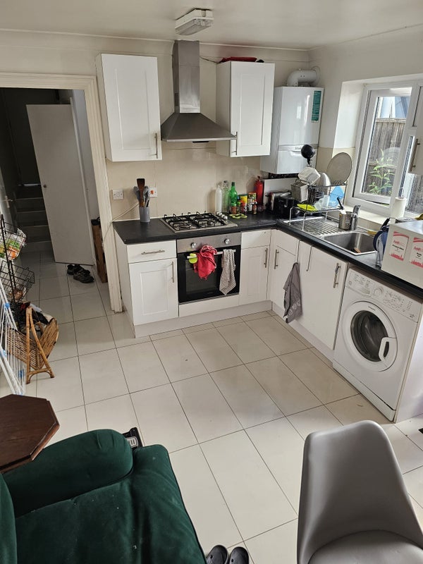 Room Albion Road in Greater London